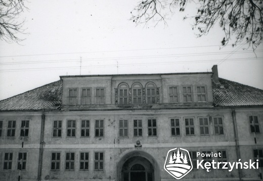 Korsze, budynek Szkoły Podstawowej – 1965r.