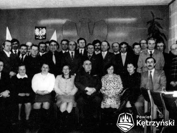 Barciany, radni Gminy Rady Narodowej w Barcianach z Naczelnikiem Gminy Krzysztofem Fabiańskim - koniec lat 80.