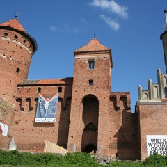 Reszel, fasada zamku - 16.08.2011r.